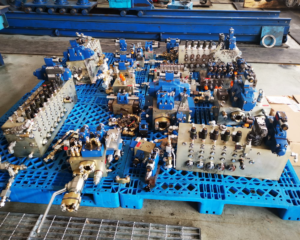 Repair of proportional servo valve and valve block