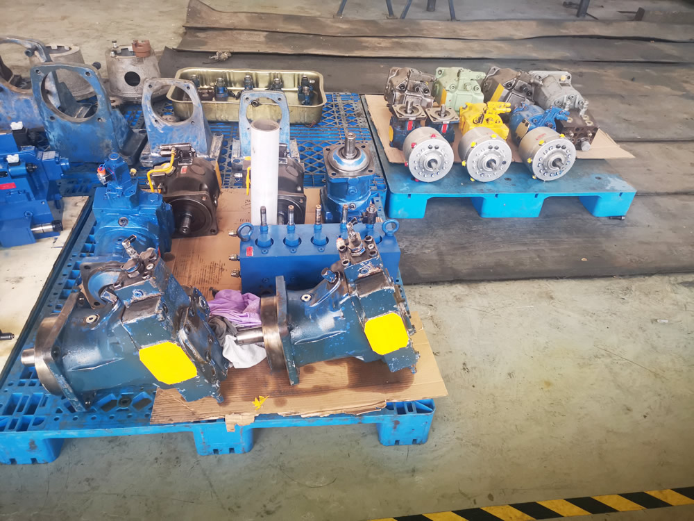 Hydraulic pump maintenance